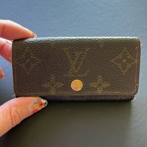 LV key holder authentic